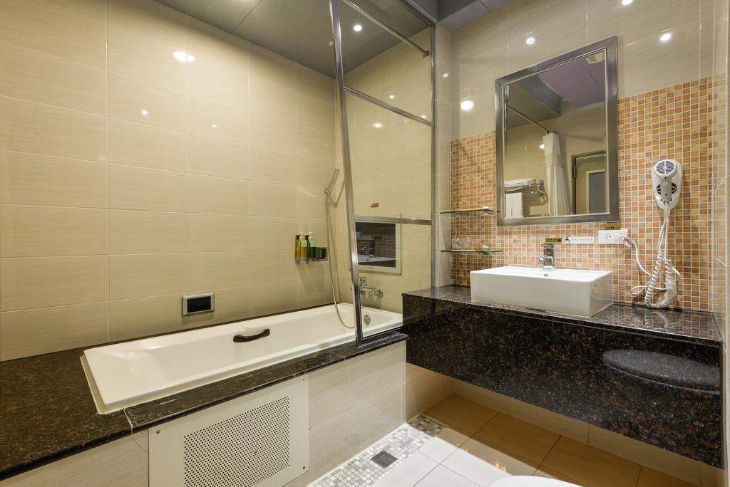 R7 Hotel Kaohsiung Dış mekan fotoğraf