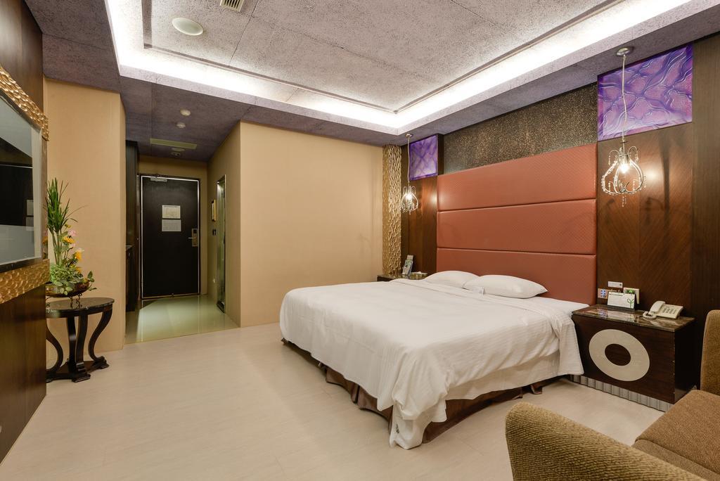 R7 Hotel Kaohsiung Oda fotoğraf