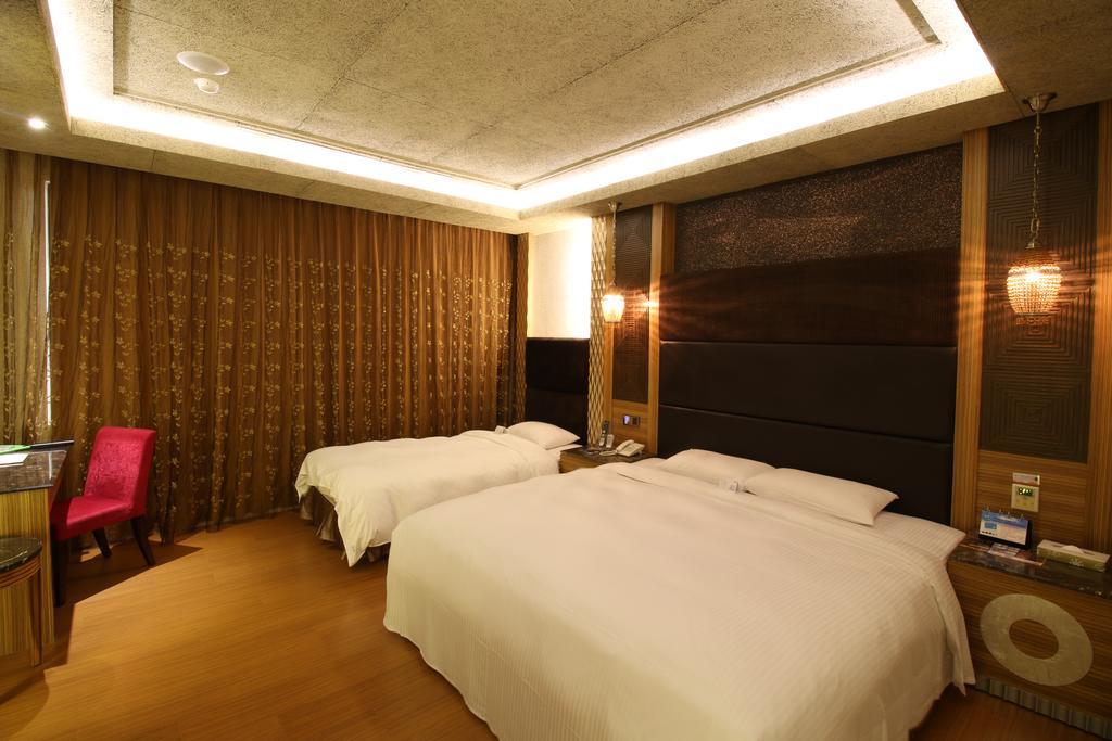 R7 Hotel Kaohsiung Dış mekan fotoğraf