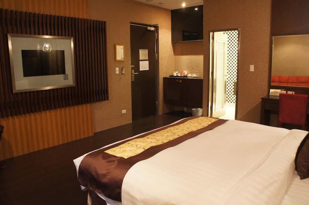 R7 Hotel Kaohsiung Dış mekan fotoğraf