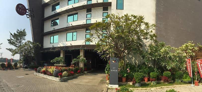 R7 Hotel Kaohsiung Dış mekan fotoğraf