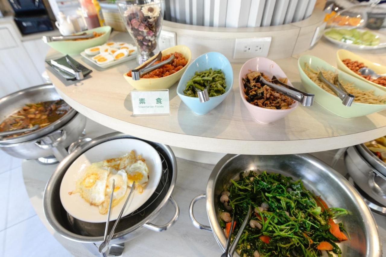 R7 Hotel Kaohsiung Dış mekan fotoğraf